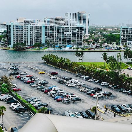 Miami Hollywood Awesome 2 Bedroom 2 Bathroom 003-22Bvic Exterior photo