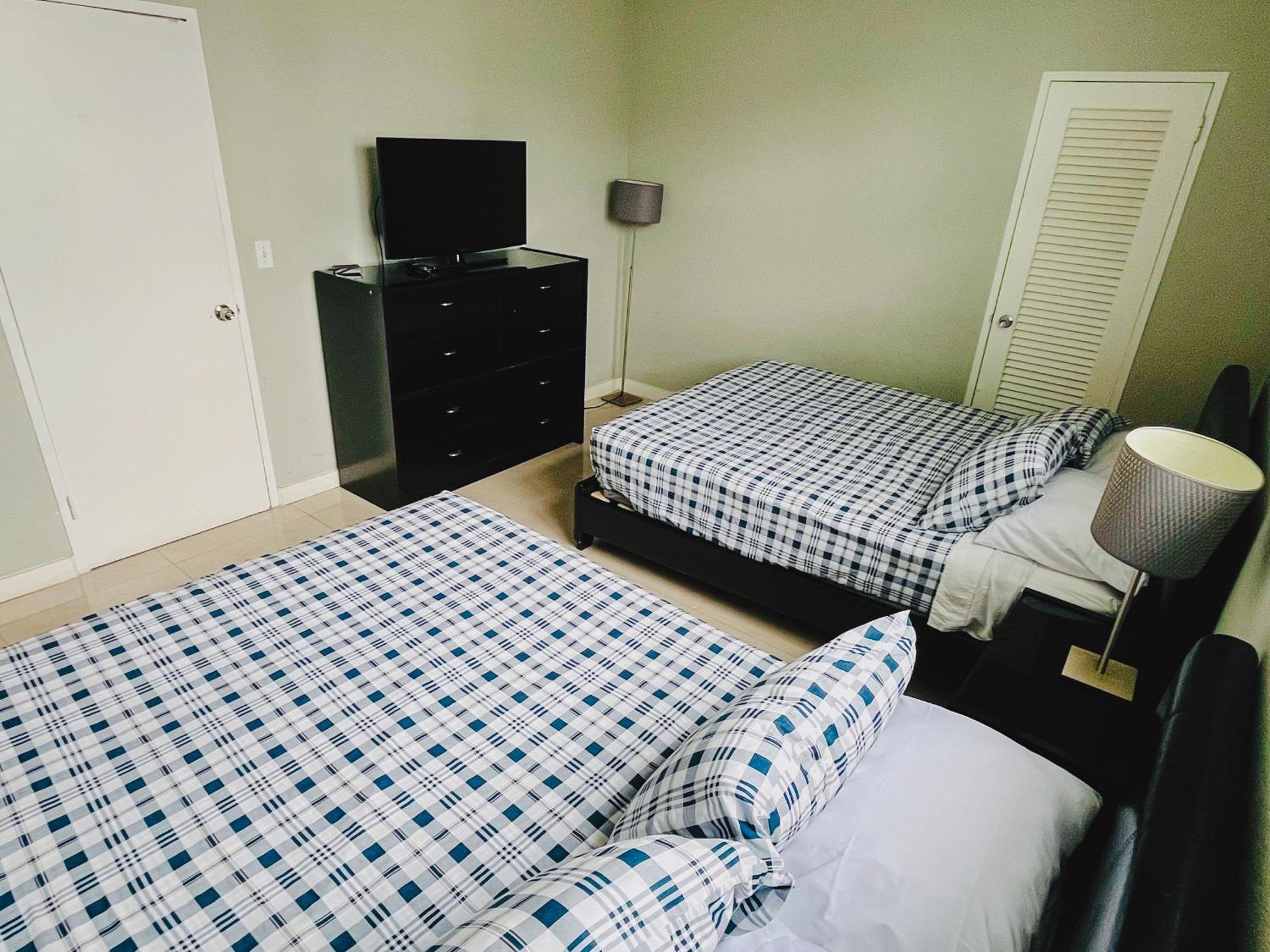 Miami Hollywood Awesome 2 Bedroom 2 Bathroom 003-22Bvic Exterior photo